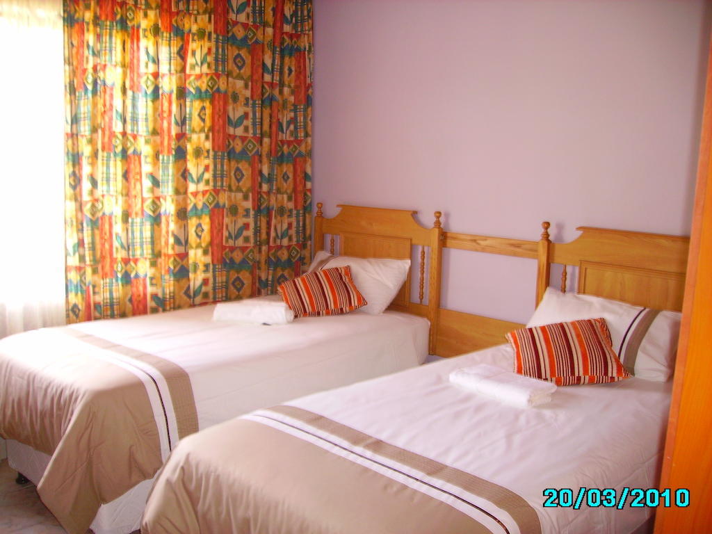 Ekhaya Lodge Питермарицбург Номер фото